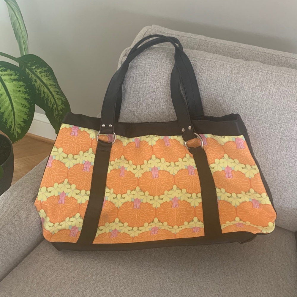 Stylish “take everywhere” canvas tote